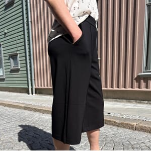 Masai Paza Shorts Straight Leg Black