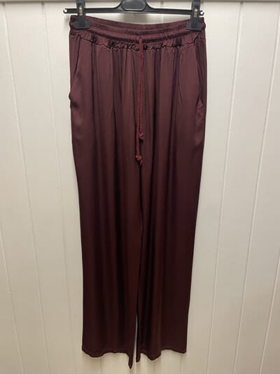 MO8007-400 MO8007 - WIDE SATIN PANT - 400 BORDEAUX - Extra 0.jpg