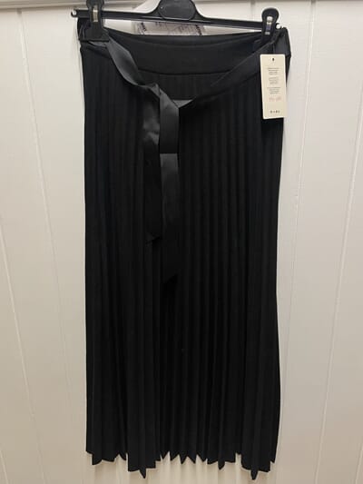 MO1004-black MO1004 - 80 BLACK - Extra 1.jpg