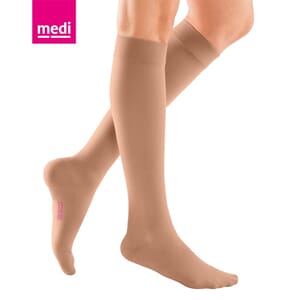 Mediven Plus Knestrømpe Lukket Tå Karamel