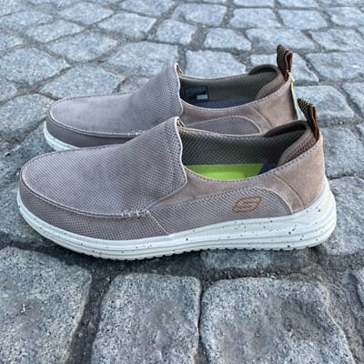 204568/TPE Skechers_Proven_Renco_Taupe.jpeg