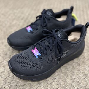 Skechers Max Cushioning Elite