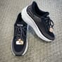 bkgr_Rel Skechers_Mac_Cushioning_Blac_Rosegold4_2.jpeg