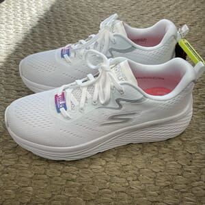 Skechers Max Cushioning Elite 2.0 Levitate White